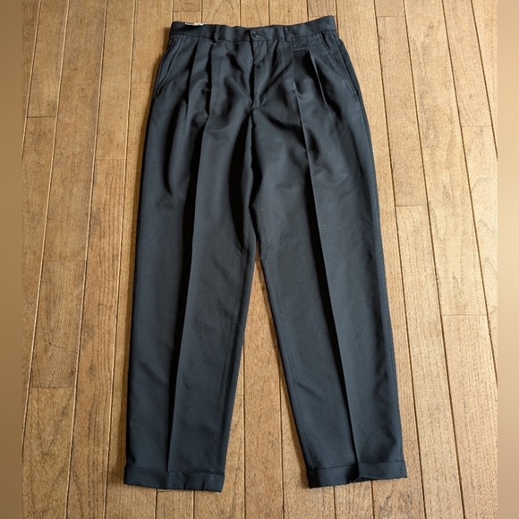 NWT Men's Axcess Black Dress Pants with Classic Pleats and Straight Leg Sz 34x32 - Picture 1 of 4